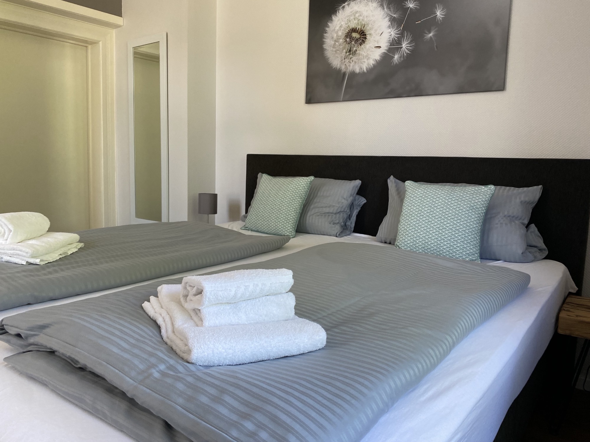 Apartment Wurmberg – Wohnzimmer mit zwei Sofas